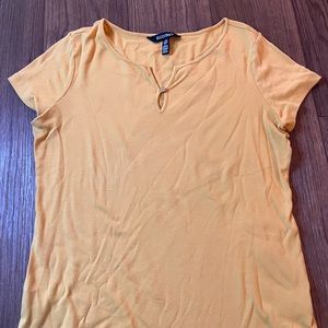 Ellen Tracy yellow shirt